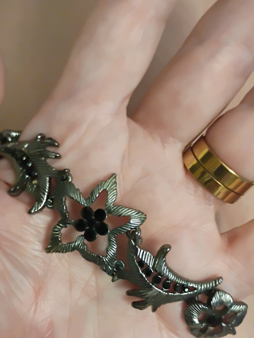 Givenchy Silver Floral Metal Statement Necklace in Gunmetal